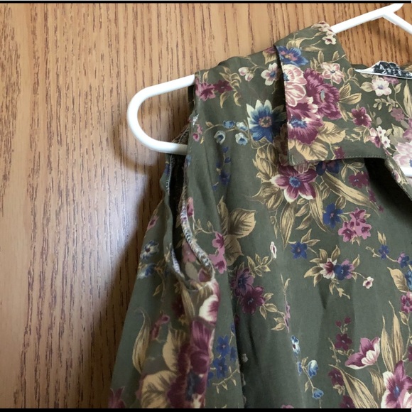 Floral Flower Open Shoulder Blouse Button Down Top - Picture 5 of 7